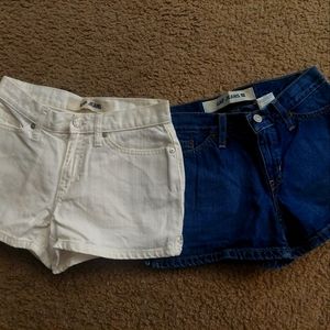 3' denim shorts